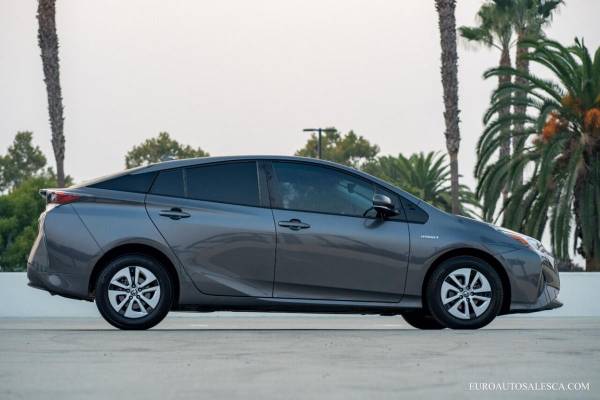 2017 Toyota Prius Four Touring 4dr Hatchback - We Finance !!! - cars... for sale in Santa Clara, CA – photo 6