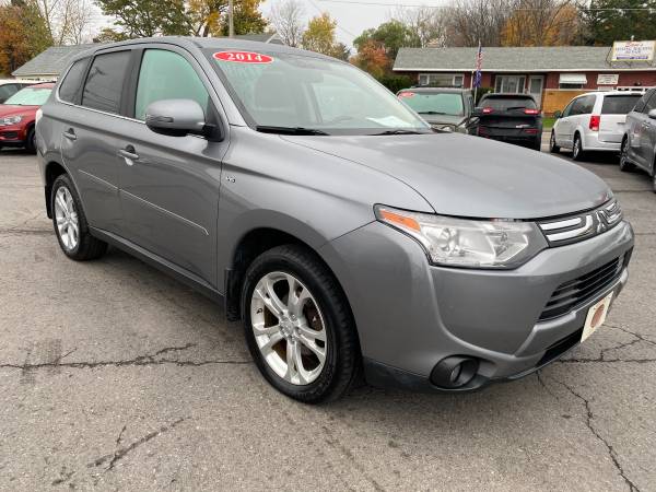 2014 MITSUBISHI OUTLANDER GT V6 S-AWC! LEATHER! SUNROOF! TOUCH... for sale in N SYRACUSE, NY – photo 2