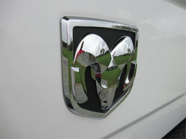 2012 RAM 3500 SLT, White APPLY ONLINE-> BROOKBANKAUTO.COM!! - cars &... for sale in Summerfield, NC – photo 23
