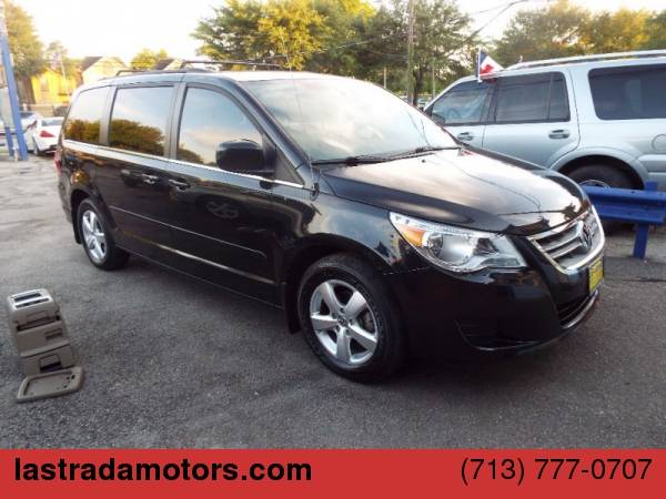 2011 Volkswagen Routan 4dr Wgn SE 100% IN-HOUSE FINANCING - BUY HERE... for sale in Houston, TX – photo 2