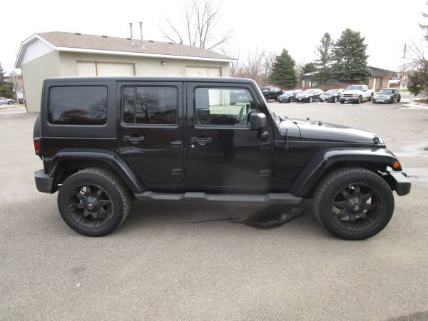 2011 jeep wrangler rubicon unlimited 107xxx miles - cars & trucks -... for sale in Montrose, MN – photo 2
