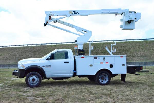 2013 DODGE RAM 5500 ALTEC BUCKET TRUCK 4X4 45FT - - by for sale in Hollywood, SC – photo 3