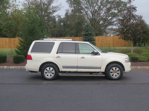 2007 Lincoln Navigator Luxury 4dr SUV 4WD - Wholesale Pricing To The... for sale in Hamilton Township, NJ – photo 4