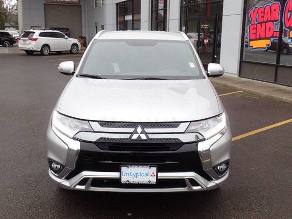 2019 Mitsubishi Outlander PHEV 4x4 4WD Electric SEL SUV for sale in Milwaukie, OR – photo 2
