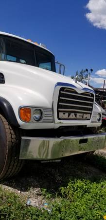 2006 Mack CV713 Hooklift Roll Off Truck for sale in Other, Other – photo 6