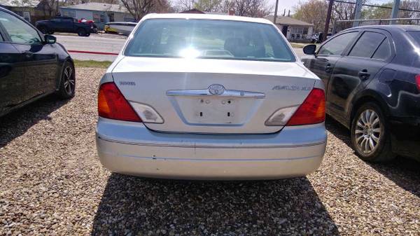 2002 Toyota Avalon - - by dealer - vehicle automotive for sale in Lubbock, NM – photo 2