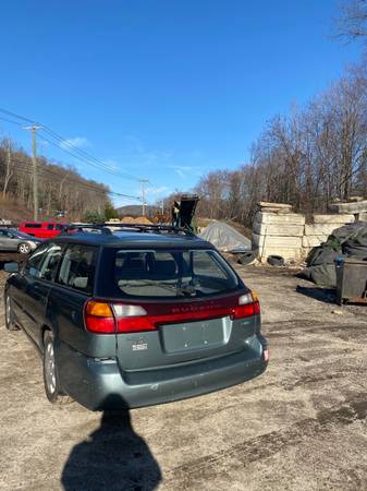 2002 Subaru Legacy wagon Limited 4D - cars & trucks - by owner -... for sale in Danbury, NY – photo 6