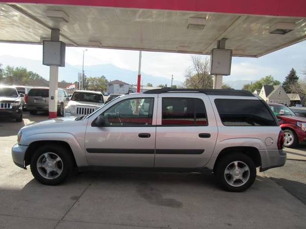 2005 Chevrolet Trailblazer - Financing Available! - cars & trucks -... for sale in Colorado Springs, CO – photo 4