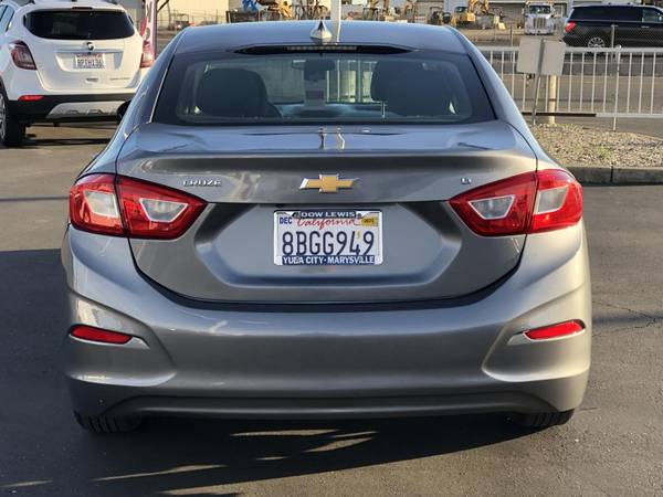 2018 Chevy Cruze LT Sedan - - by dealer - vehicle for sale in Yuba City, CA – photo 3
