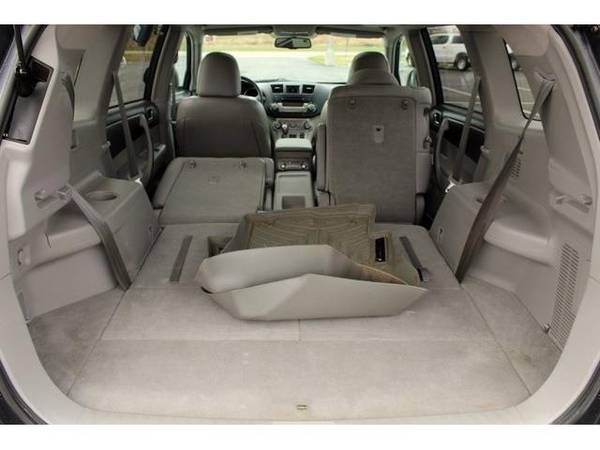 2012 Toyota Highlander SUV SE - Toyota Magnetic Gray Metallic - cars for sale in Green Bay, WI – photo 15