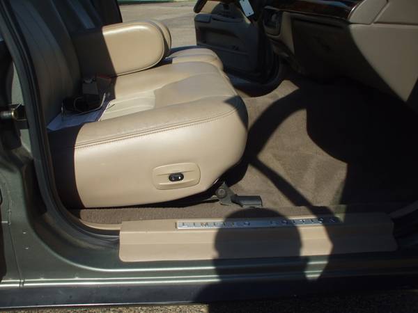 2004 MARQUIS 4DR+V-8+AUTO+COLD A/C+EXTRA NICE & CLEAN+RUNS/ DRIVES... for sale in Mannford, OK – photo 18