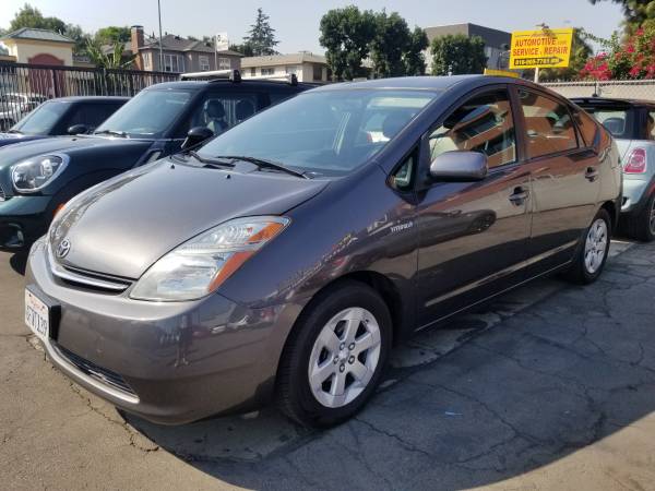 2009 Toyota Prius - cars & trucks - by dealer - vehicle automotive... for sale in Sherman Oaks, CA – photo 3