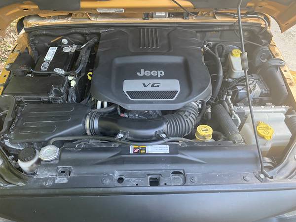 2014 Jeep Wrangler Unlimited Sahara Sport Utility 4D for sale in Commerce, MO – photo 19