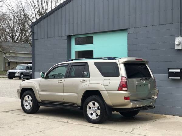 2005 Toyota 4Runner Limited 4WD 4dr SUV w/V8 - - by for sale in Sheridan, IN – photo 3