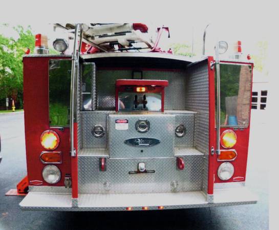 1976 Seagrave Firetruck for sale in Newtown, NY – photo 4