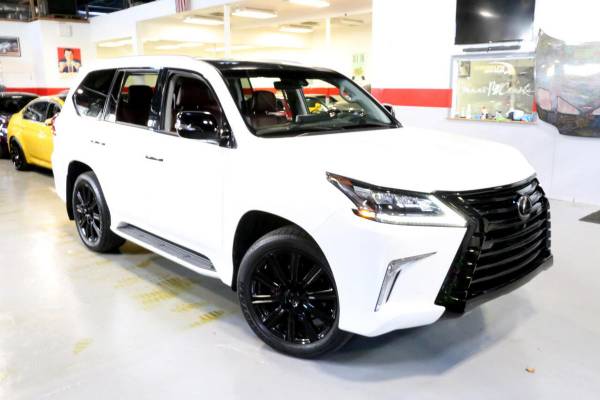 2018 Lexus LX 570 LX 570 White On Red , Third Row Seating , Rear Ent... for sale in STATEN ISLAND, NY – photo 19