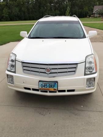 Cadillac SRX Used for sale in Grand Forks, ND – photo 4