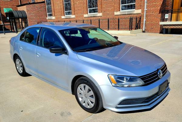 2016 VOLKSWAGEN JETTA 1 4T 5-SPEED MANUAL TRANSMISSION - cars & for sale in Brooklyn, NY – photo 3