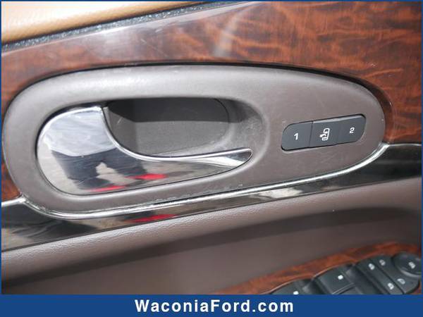 2015 Buick Enclave Premium - - by dealer - vehicle for sale in Waconia, MN – photo 20