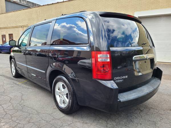 2010 Dodge Grand Caravan SXT WARRANTY AVAILABLE - - by for sale in HARRISBURG, PA – photo 3