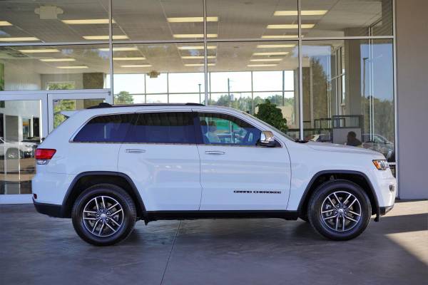2018 Jeep Grand Cherokee Limited - cars & trucks - by dealer -... for sale in Center, TX – photo 4