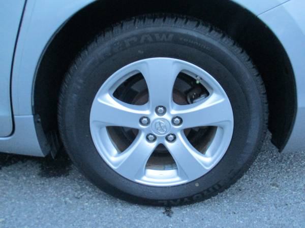 2011 Toyota Sienna sport LE **8 passenger/Like New/Clean & New... for sale in Roanoke, VA – photo 24