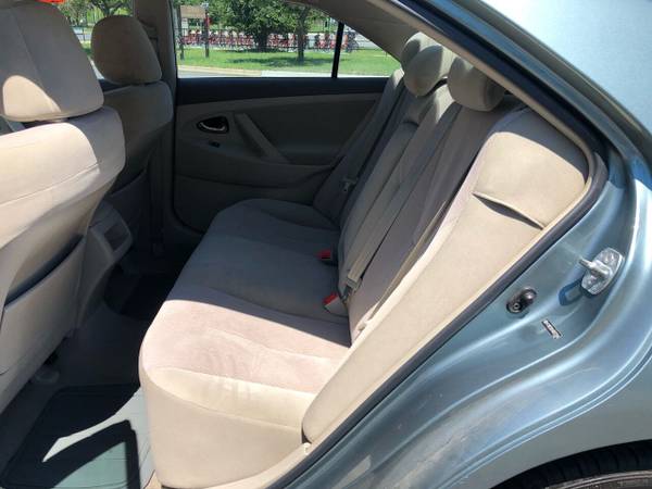 2010 Toyota Camry Le - cars & trucks - by owner - vehicle automotive... for sale in Hyattsville, District Of Columbia – photo 9