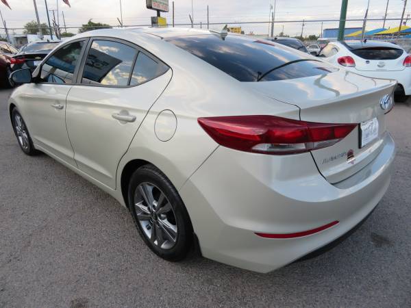 2017 HYUNDAI ELANTRA, Only 23k miles. Perfect 1st time buyer program... for sale in El Paso, TX – photo 4