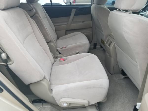 ///2008 Toyota Highlander//3rd-Row Seat//Runs Great, Priced Better/// for sale in Marysville, CA – photo 21