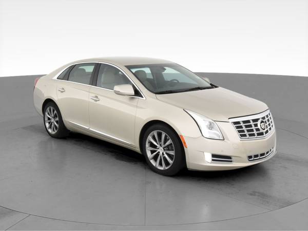 2013 Caddy Cadillac XTS Luxury Collection Sedan 4D sedan Gray - -... for sale in Cleveland, OH – photo 15