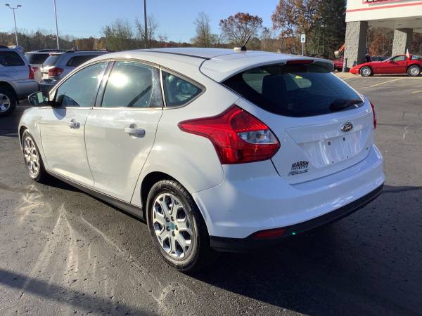 2012 Ford Focus SE! Nice! Low Miles! - cars & trucks - by dealer -... for sale in Ortonville, MI – photo 3