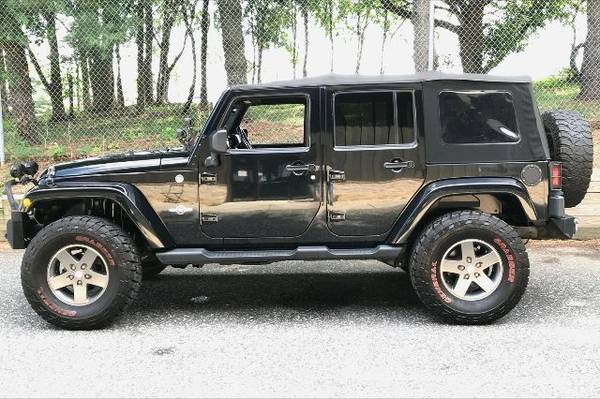 2013 Jeep Wrangler Unlimited Sport SUV 4D SUV - cars & trucks - by... for sale in Sykesville, MD – photo 7