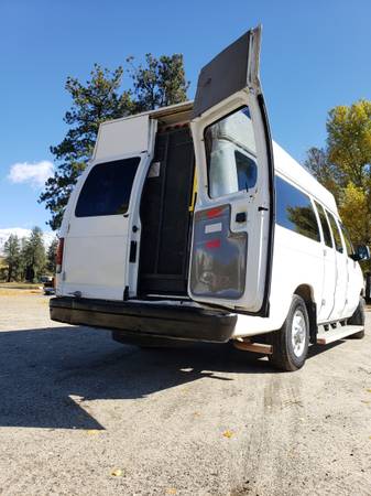 😁2004 , 2013 e250 Ford van EXTENDED 😀 - cars & trucks - by owner -... for sale in Idyllwild, CA – photo 6