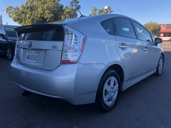 2010 Toyota Prius Hybrid Loaded 2-Owner Navigation Solar Moon Roof for sale in SF bay area, CA – photo 4