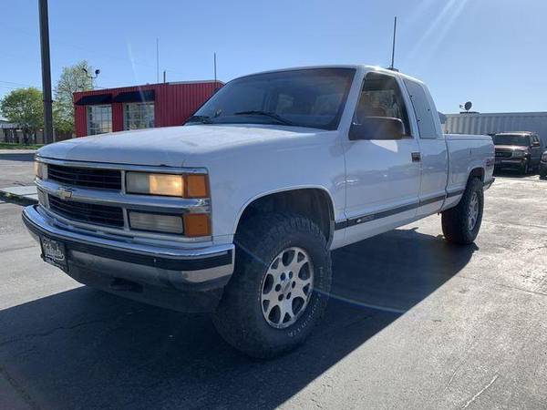 1998 Chevrolet Chevy 1500 Extended Cab Short Bed Family Owned! for sale in Fremont, NE – photo 3