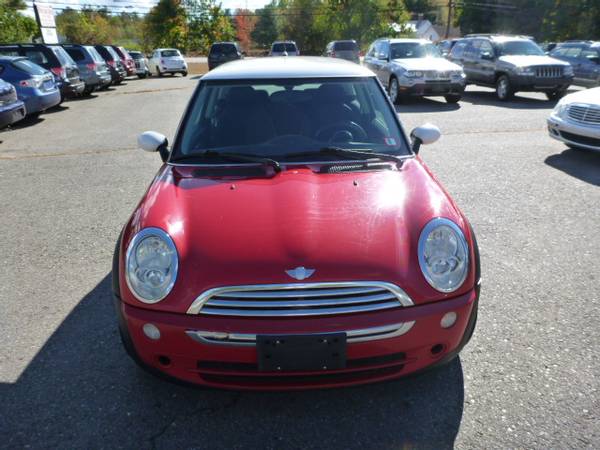 2005 MINI COOPER-5 SPEED MANUAL-RUNS AND DRIVES GOOD-WHOLESALE PRICE... for sale in Milford, ME – photo 8
