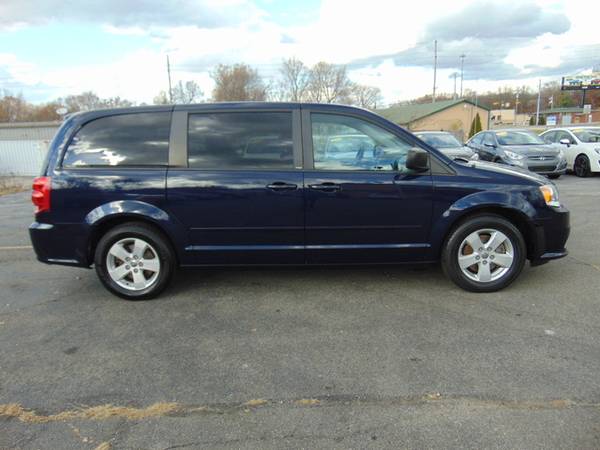 2013 Dodge Grand Caravan SE - cars & trucks - by dealer - vehicle... for sale in South Bend, IN – photo 20