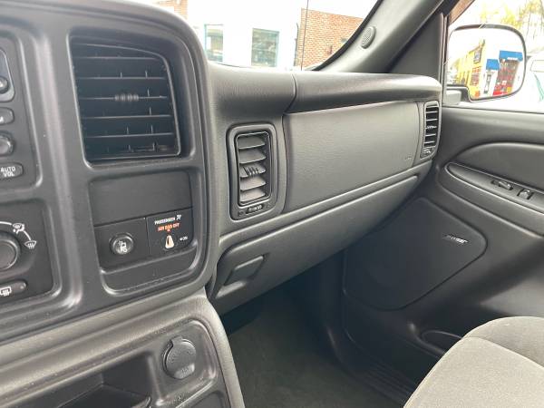 2007 Chevrolet Silverado 2500HD Classic - - by for sale in Milford, CT – photo 9