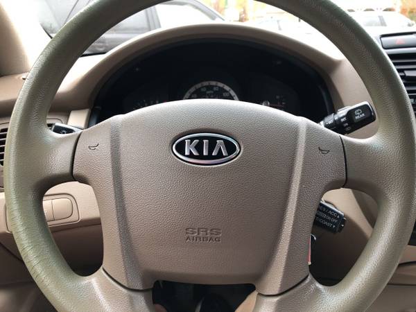2007 Kia Sportage LX 4dr SUV (2L I4 5M) - - by dealer for sale in Derry, NH – photo 14