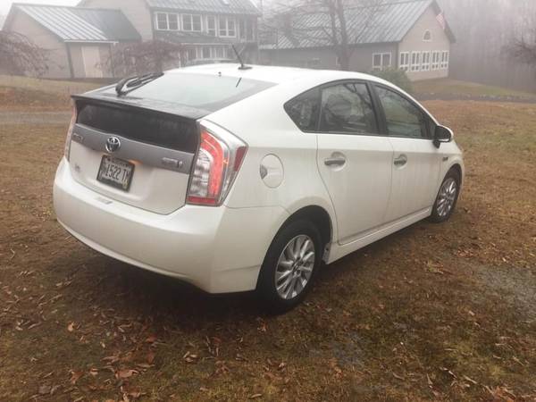 2012 Prius Plug-in Hybrid - cars & trucks - by owner - vehicle... for sale in Anson, ME – photo 2