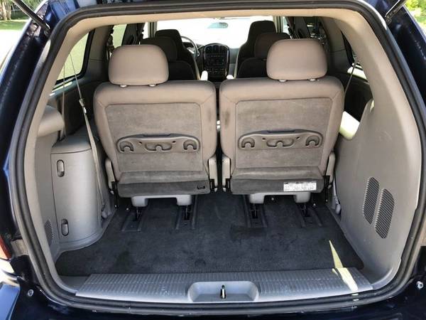 2002 Chrysler Town and Country eL 4dr Extended Mini Van for sale in Van Nuys, CA – photo 16
