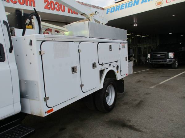 2008 Chevrolet CC4500 SERVICE BODY TRUCK GAS 8 1L ENGINE 4X4 for sale in south amboy, WV – photo 5