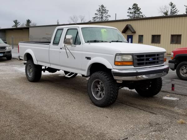 1993 Ford F250 Super Cab 4X4 - cars & trucks - by dealer - vehicle... for sale in Bemidji, MN – photo 2