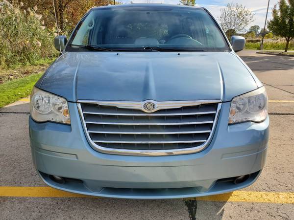 2010 Chrysler Town and Country Touring for sale in Chesterfield, MI – photo 7