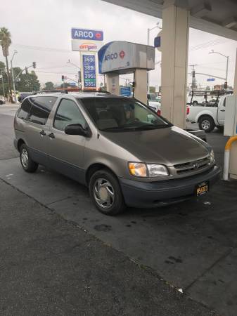 1999 Toyota Sienna - $38000 for sale in Banning, TX – photo 2