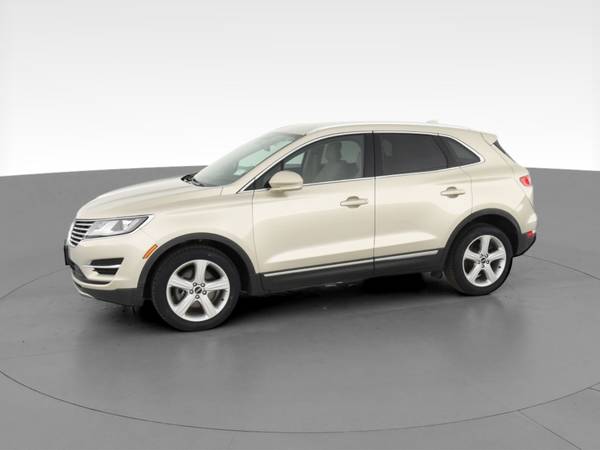 2017 Lincoln MKC Premiere Sport Utility 4D suv Gold - FINANCE ONLINE... for sale in Pittsburgh, PA – photo 4