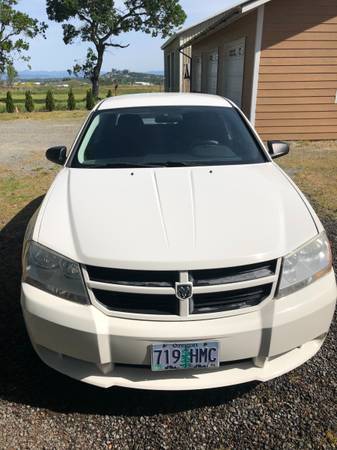 2010 Dodge Avenger for sale in Phoenix, OR – photo 3
