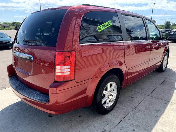 2008 Chrysler Town & Country 4dr Wgn Touring - cars & trucks - by... for sale in Chesaning, MI – photo 4