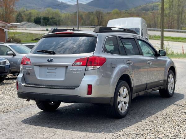 2011 Subaru Outback 4dr Wgn H4 Auto 2 5i Limited Pwr Moon/CLEAN for sale in Asheville, NC – photo 3