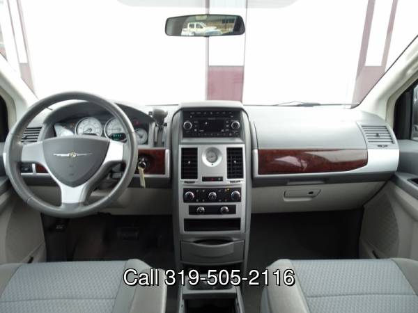 2010 Chrysler Town & Country Touring - cars & trucks - by dealer -... for sale in Waterloo, IA – photo 21